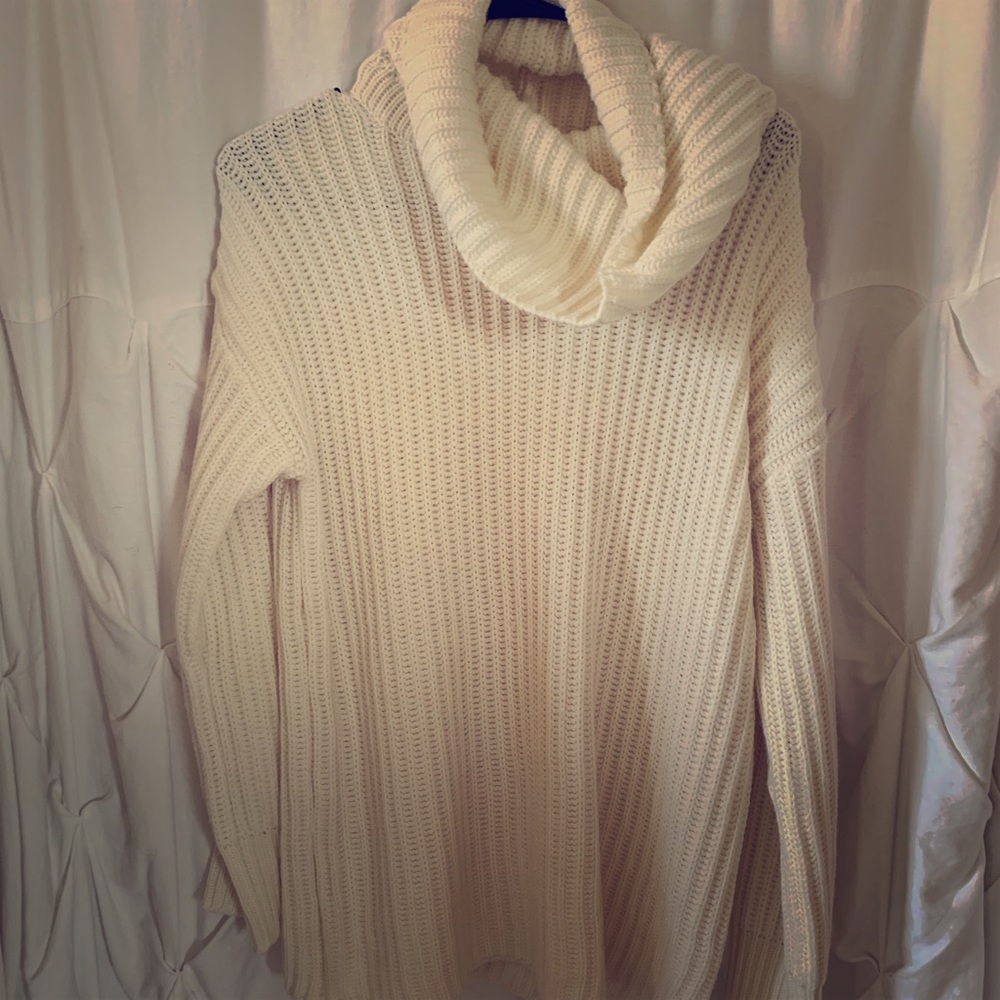 Forever 21 white turtleneck sweater
